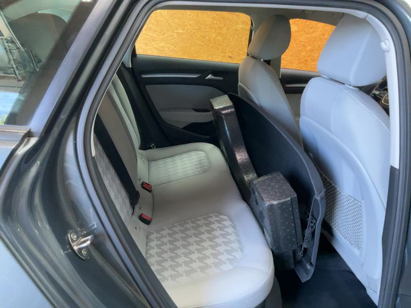 Audi A3 Sportback 2.0 TDI Attraction 2014 – снимка 20
