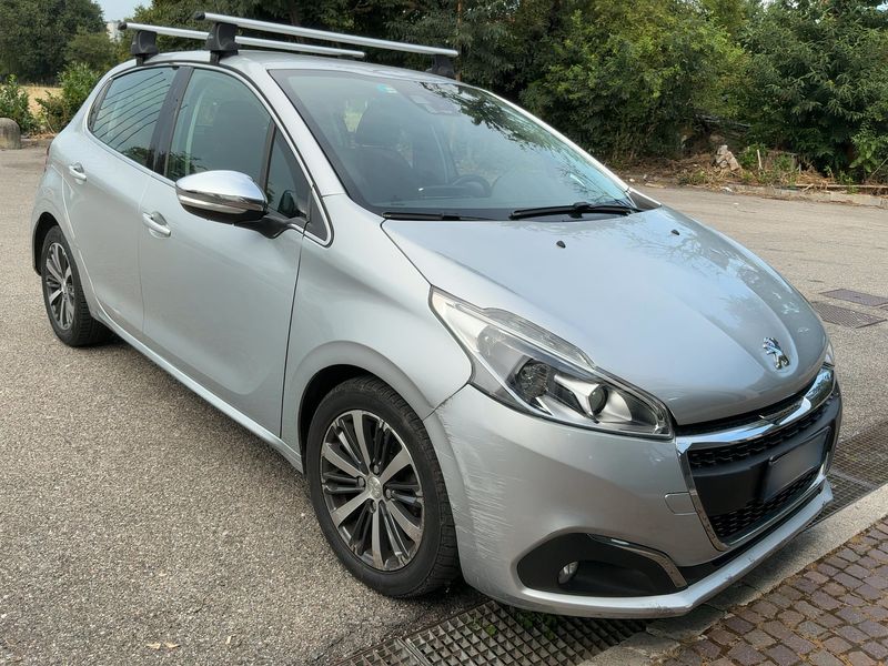 Peugeot 208 1.6 Blue-HDi Allure 2016 – снимка 12