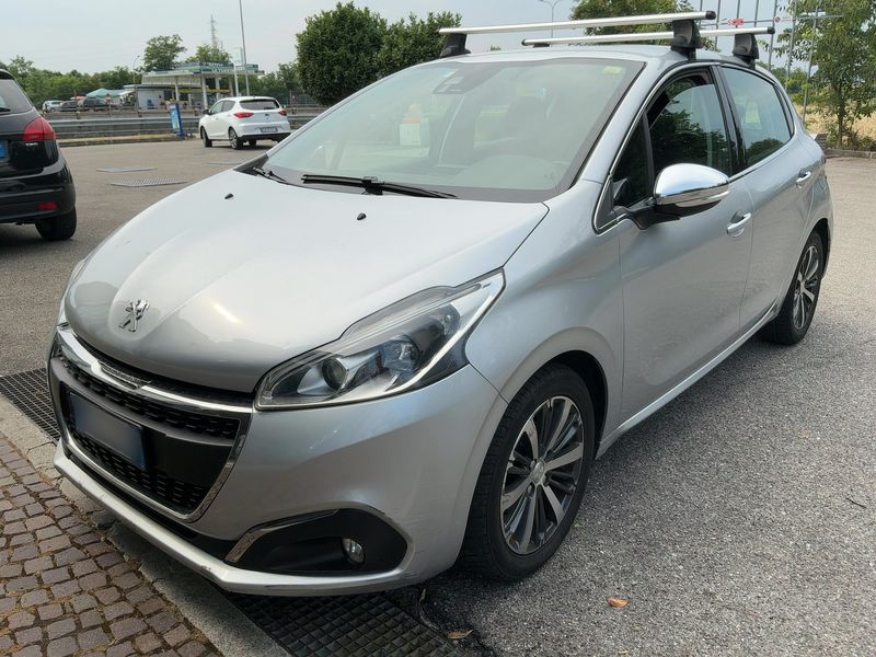 Peugeot 208 1.6 Blue-HDi Allure 2016 – снимка 1