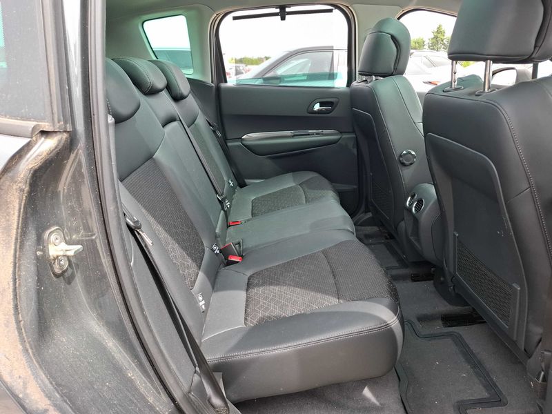 Peugeot 3008 1.6 e-HDi Allure 2015 – снимка 14