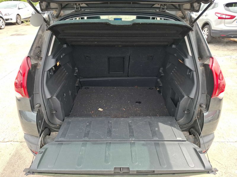 Peugeot 3008 1.6 e-HDi Allure 2015 – снимка 9