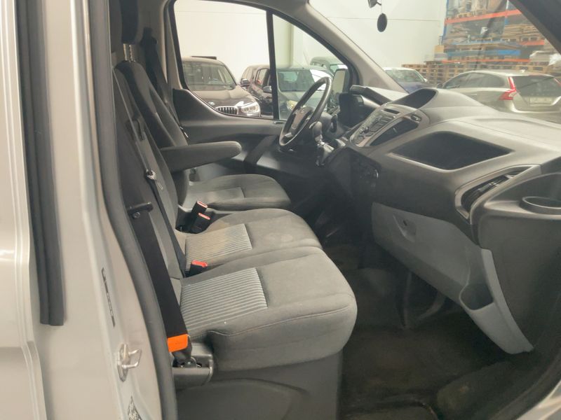 Ford Transit 2.2 TDCi 270 L1 Trend 2015 – снимка 16