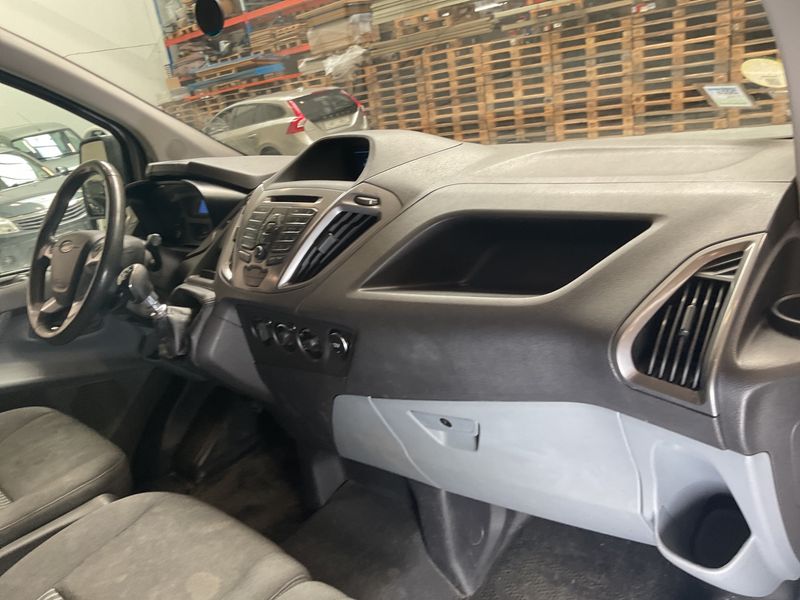 Ford Transit 2.2 TDCi 270 L1 Trend 2015 – снимка 30