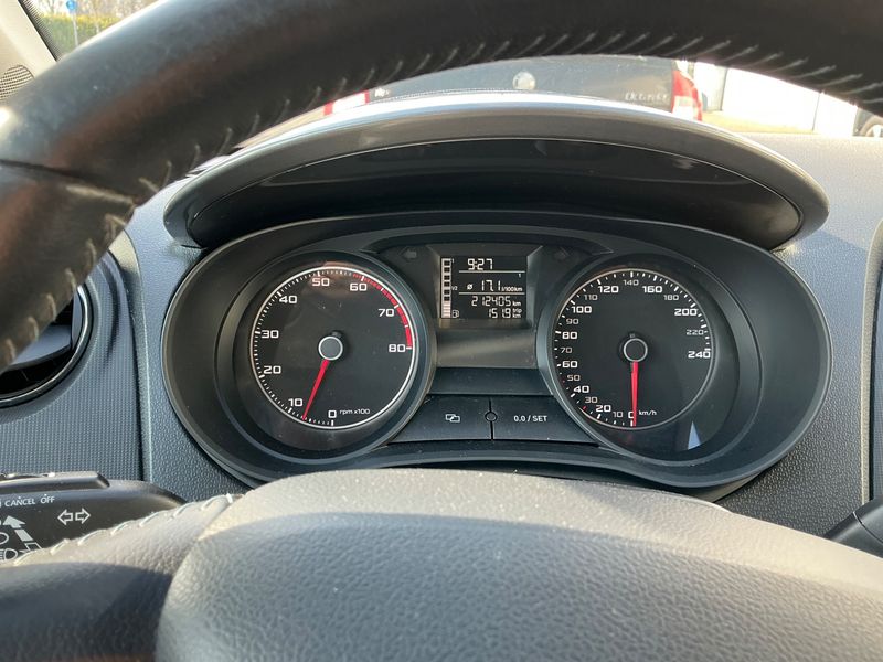 Seat Ibiza 1.2 TSI I-Tech 2014 – снимка 4