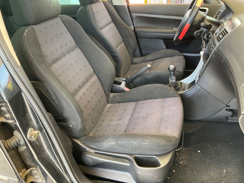 Peugeot 307 2.0 HDi SW Clim 2004 – снимка 3