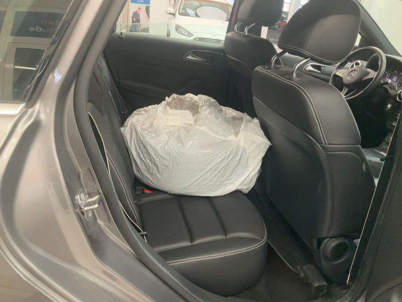 Mercedes-Benz B-Klasse B 200 Urban Style Edition 2018 – снимка 20