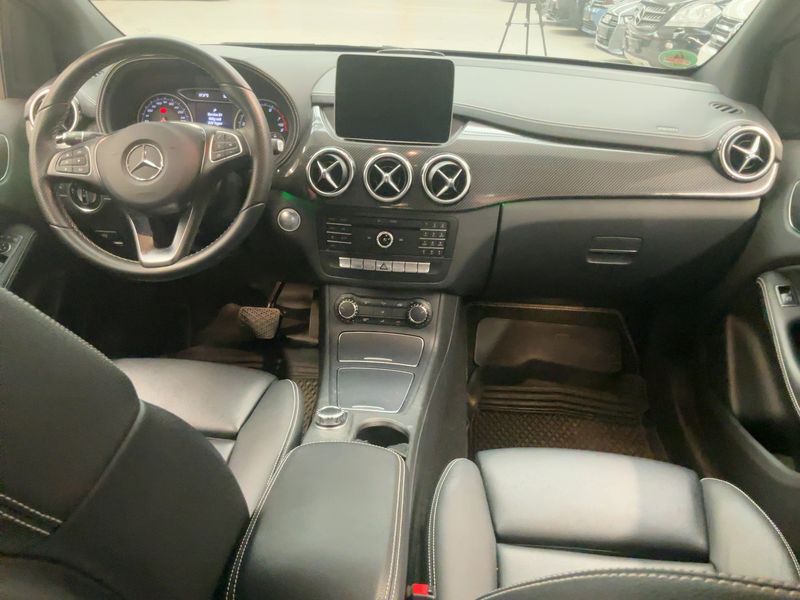 Mercedes-Benz B-Klasse B 200 Urban Style Edition 2018 – снимка 18