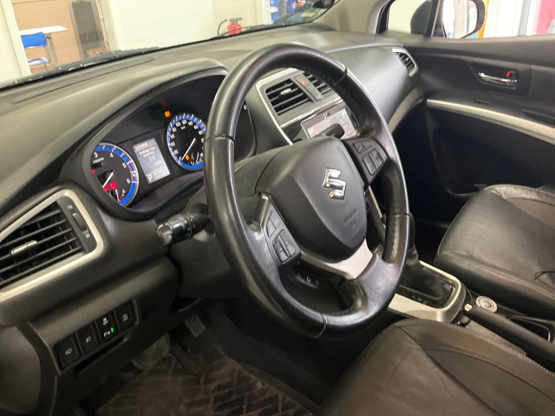 Suzuki SX4 S-Cross 1.6 DDiS Cool 4WD 2016 – снимка 28