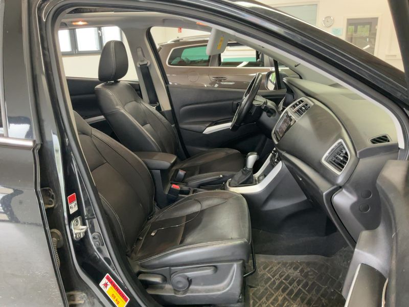 Suzuki SX4 S-Cross 1.6 DDiS Cool 4WD 2016 – снимка 17