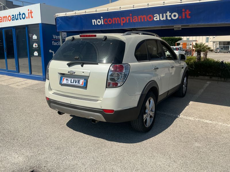 Chevrolet Captiva 2.2 Diesel D LTZ 4WD 2012 – снимка 2