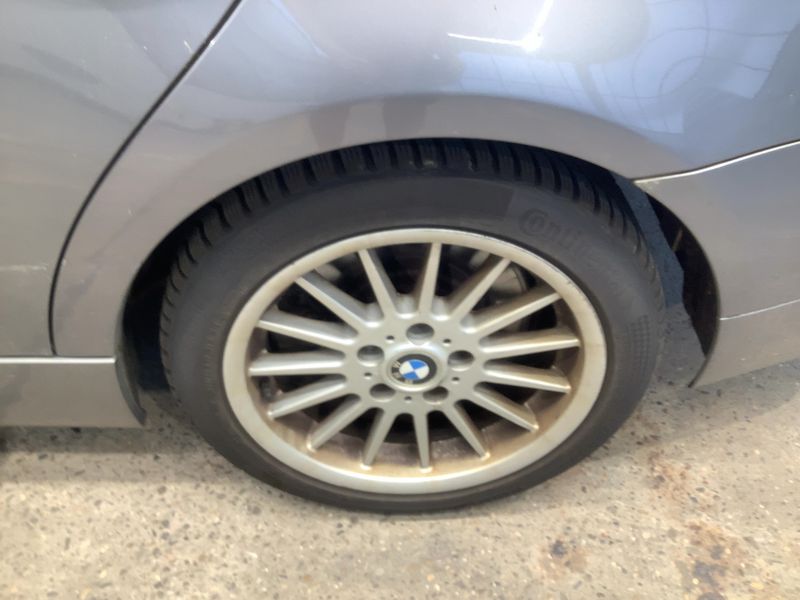 BMW 3er 330d 2008 – снимка 17