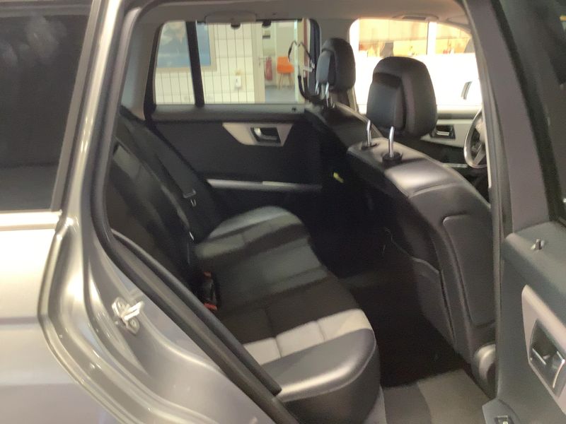 Mercedes-Benz GLK-Klasse GLK 220 CDI 4Matic BlueEfficiency 2011 – снимка 19