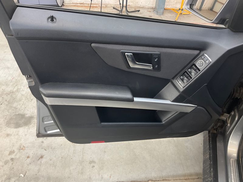 Mercedes-Benz GLK-Klasse GLK 220 CDI 4Matic BlueEfficiency 2011 – снимка 28