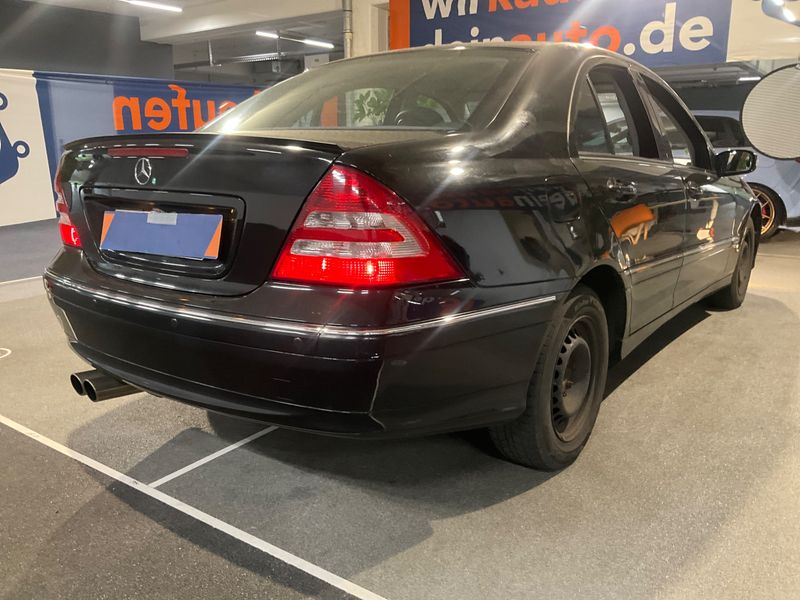 Mercedes-Benz C-Klasse C 180 Kompressor Avantgarde 2006 – снимка 2