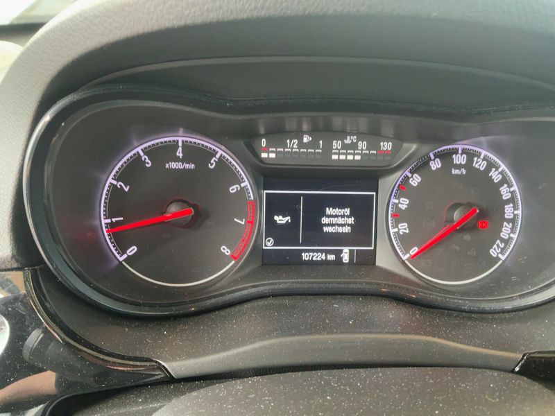 Opel Corsa 1.4 Color Edition 2018 – снимка 18