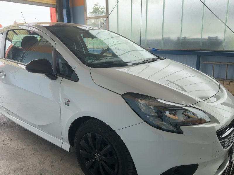 Opel Corsa 1.4 Color Edition 2018 – снимка 12