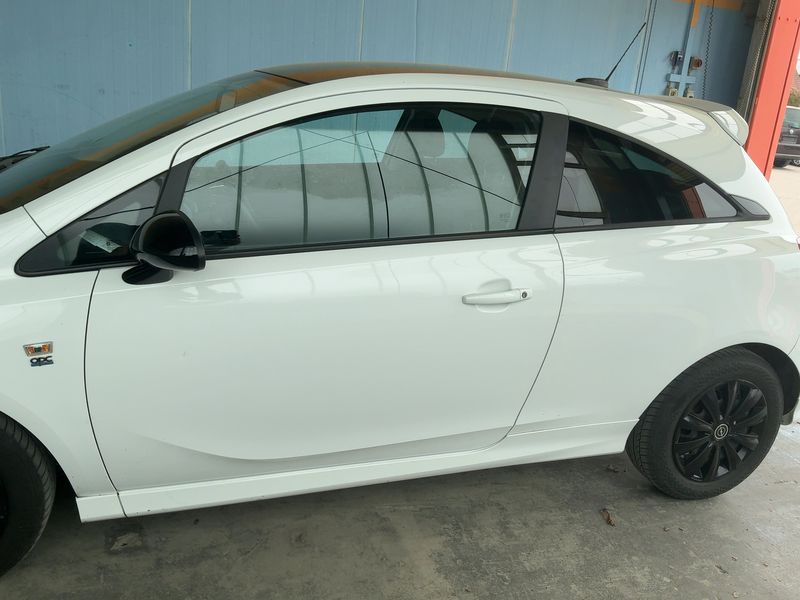 Opel Corsa 1.4 Color Edition 2018 – снимка 4