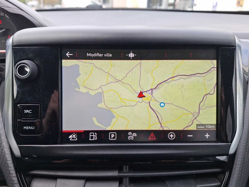 Peugeot 2008 1.2 PureTech GT Line 2017 – снимка 13