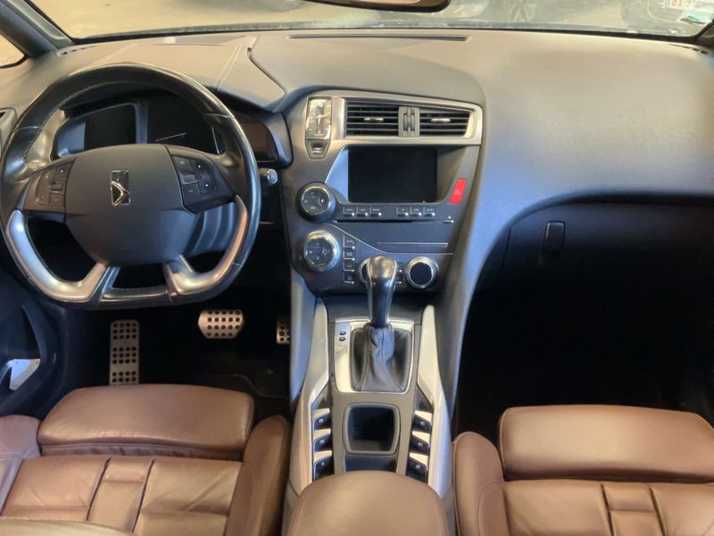 Citroen DS5 2.0 Blue-HDi SportChic 2016 – снимка 17
