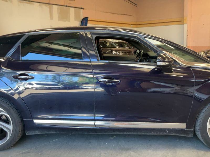 Citroen DS5 2.0 Blue-HDi SportChic 2016 – снимка 10