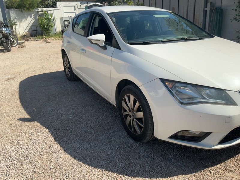 Seat Leon 1.6 TDI Reference Plus 2014 – снимка 12