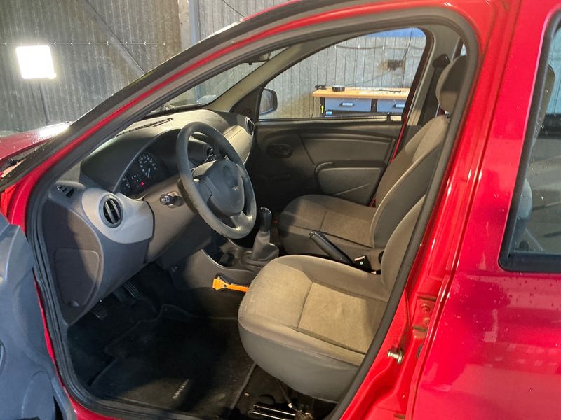 Dacia Sandero 1.2 Basis 2010 – снимка 3