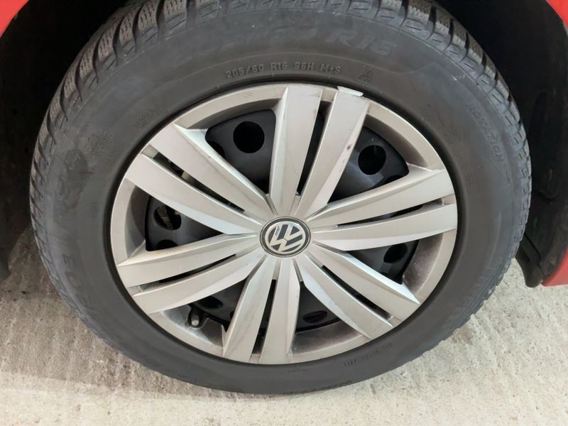 Volkswagen Touran 1.6 TDI Sound BlueMotion Tech 2017 – снимка 11