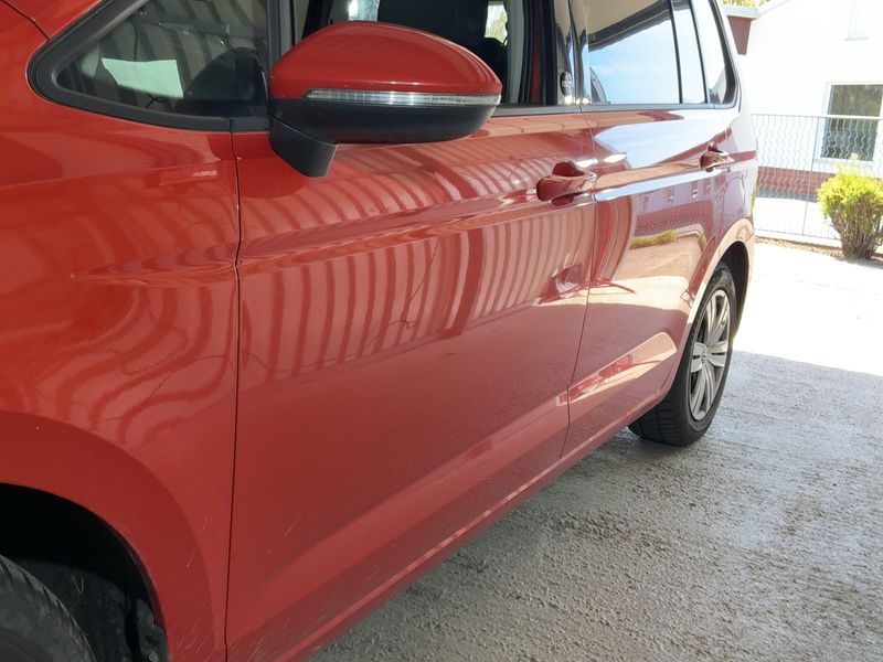 Volkswagen Touran 1.6 TDI Sound BlueMotion Tech 2017 – снимка 2