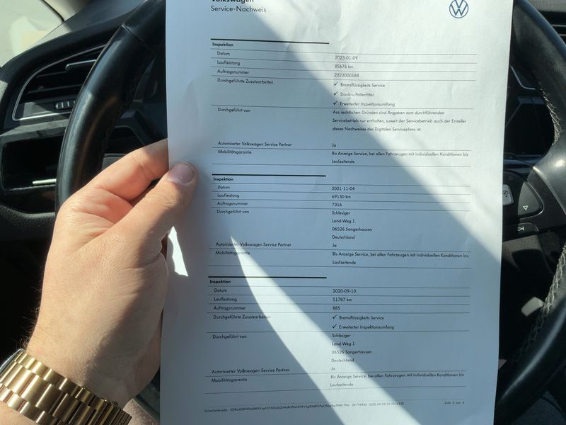 Volkswagen Touran 1.6 TDI Sound BlueMotion Tech 2017 – снимка 22