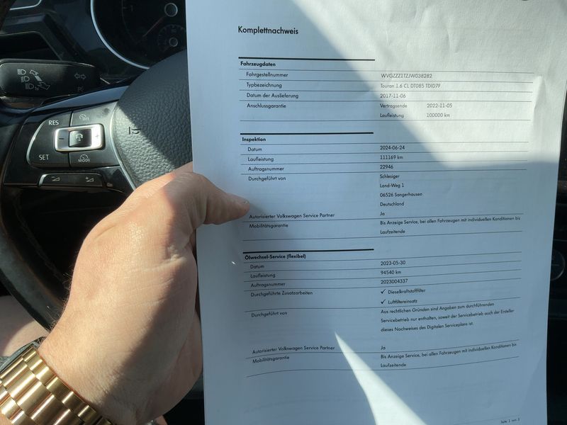 Volkswagen Touran 1.6 TDI Sound BlueMotion Tech 2017 – снимка 21