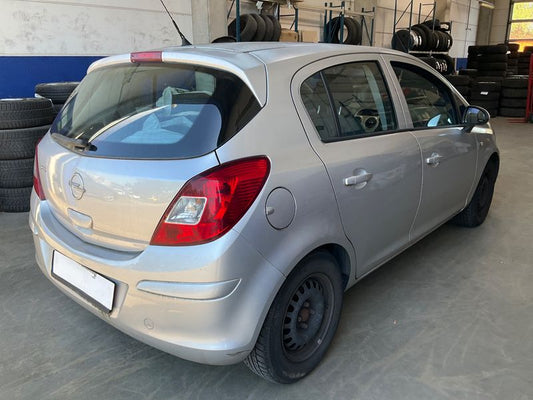 Opel Corsa 1.2 Enjoy 2009 – снимка 2