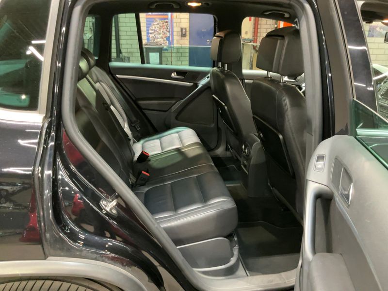 Volkswagen Tiguan 2.0 TDI Sport & Style 4Motion BlueMotion Tech 2014 – снимка 19