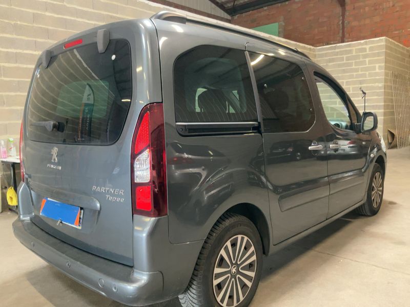 Peugeot Partner 1.2 e-THP Active 2017 – снимка 8