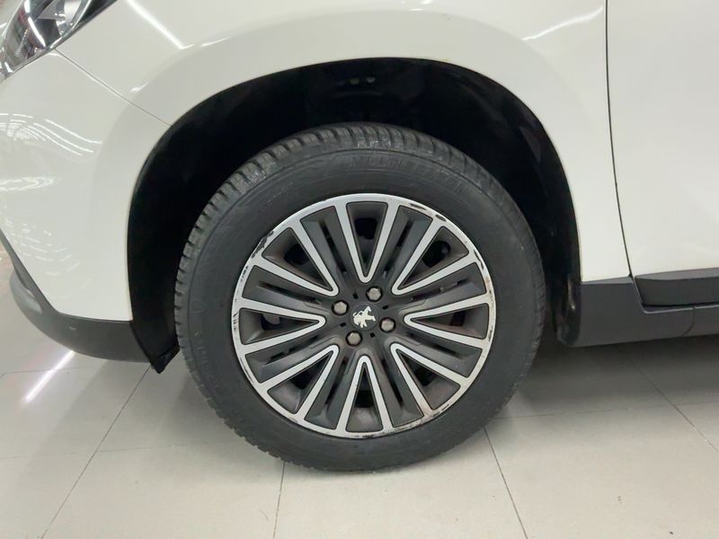 Peugeot 2008 1.2 e-VTi Active 2019 – снимка 3