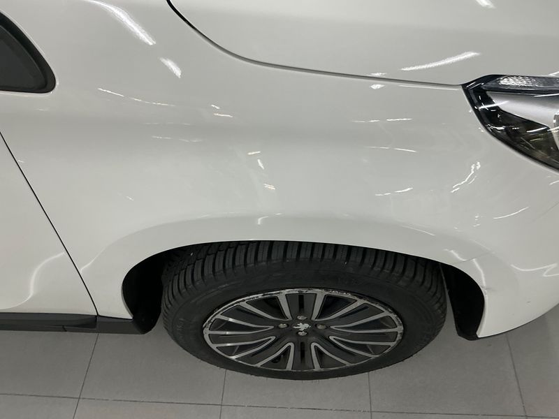Peugeot 2008 1.2 e-VTi Active 2019 – снимка 21