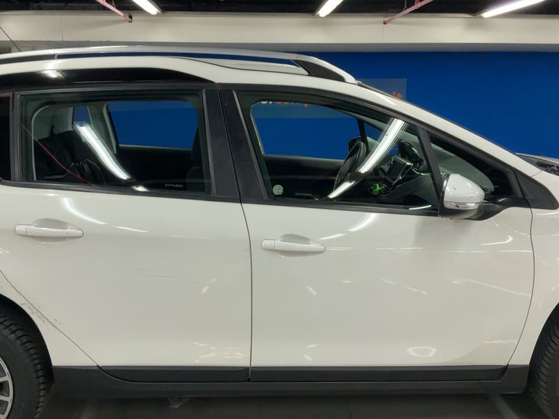 Peugeot 2008 1.2 e-VTi Active 2019 – снимка 10