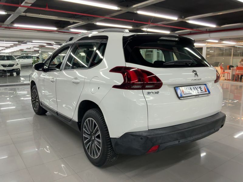 Peugeot 2008 1.2 e-VTi Active 2019 – снимка 6