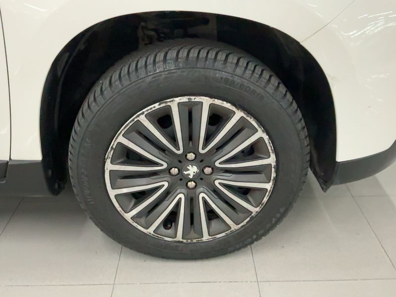 Peugeot 2008 1.2 e-VTi Active 2019 – снимка 11
