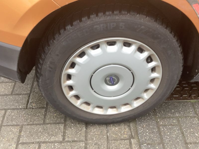 Volvo V40 Cross Country 1.6 D2 2013 – снимка 9
