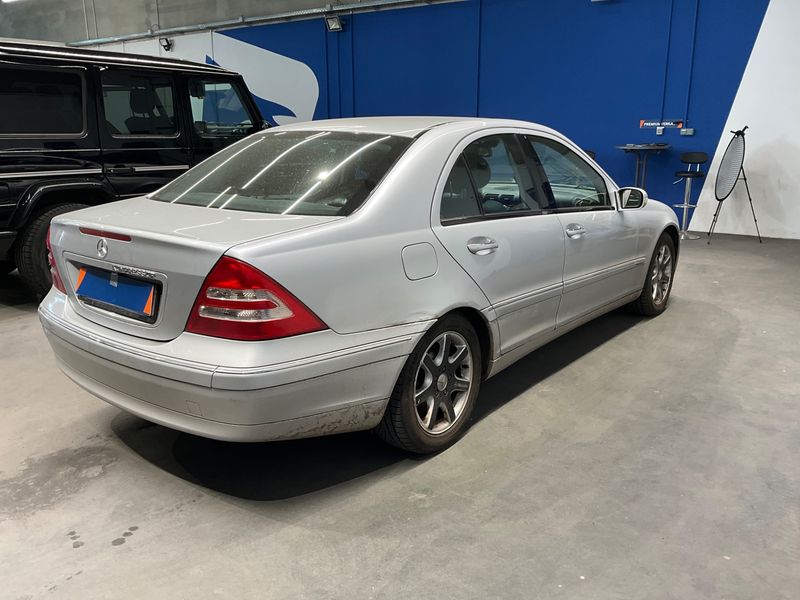 Mercedes-Benz C-Klasse C 200 Kompressor Elegance 2001 – снимка 2