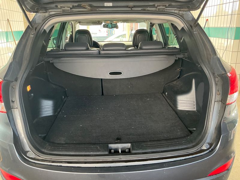 Hyundai ix35 1.7 CRDi Classic 2WD 2011 – снимка 15