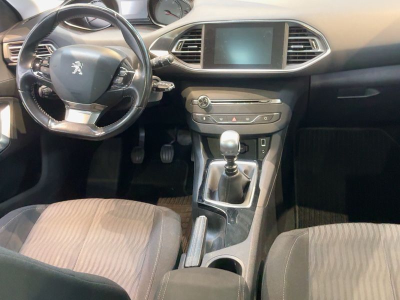 Peugeot 308 1.6 e-HDi Active 2014 – снимка 18