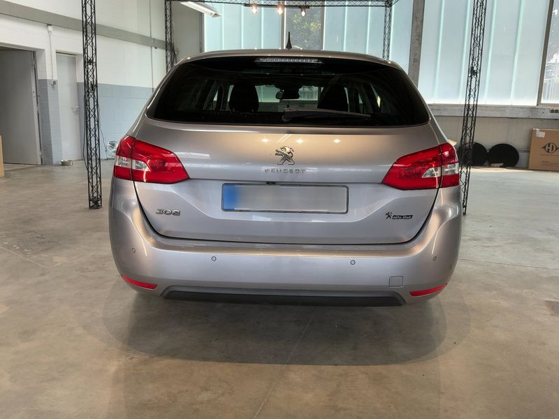 Peugeot 308 1.6 e-HDi Active 2014 – снимка 7