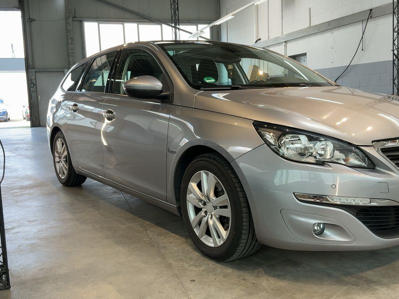 Peugeot 308 1.6 e-HDi Active 2014 – снимка 12