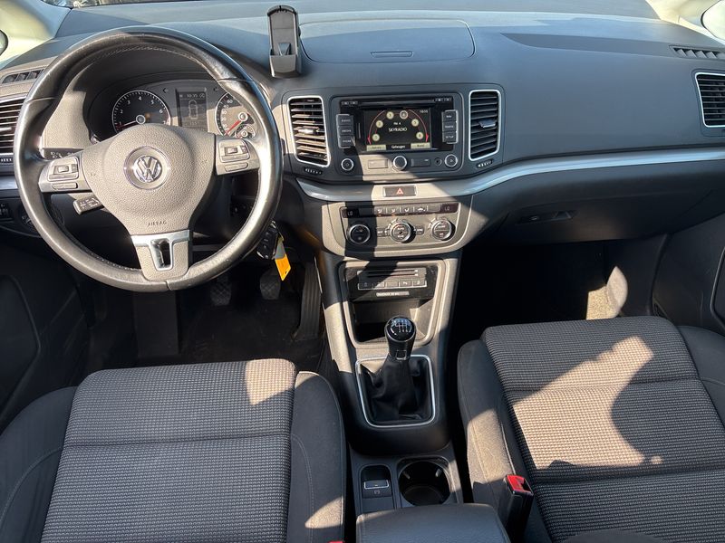 Volkswagen Sharan 1.4 TSI Comfortline BlueMotion 2014 – снимка 11