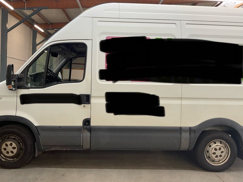 Iveco Daily 3.0 Diesel GKa 35 S Radstand 3300 2014 – снимка на щета