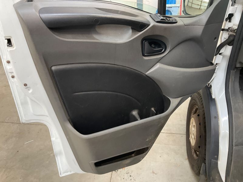 Iveco Daily 3.0 Diesel GKa 35 S Radstand 3300 2014 – снимка на щета