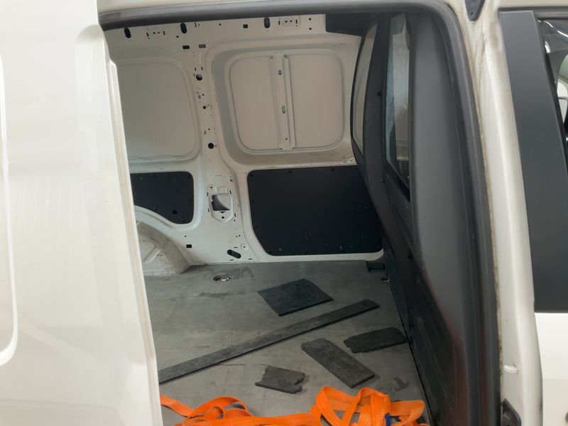 Volkswagen Caddy 2.0 TDI Maxi Kasten BlueMotion Tech 2017 – снимка 19