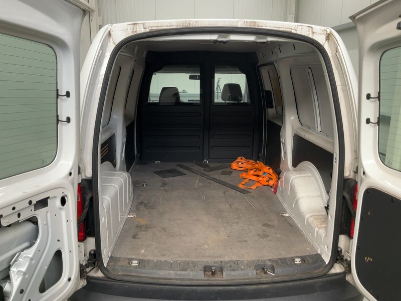 Volkswagen Caddy 2.0 TDI Maxi Kasten BlueMotion Tech 2017 – снимка 15