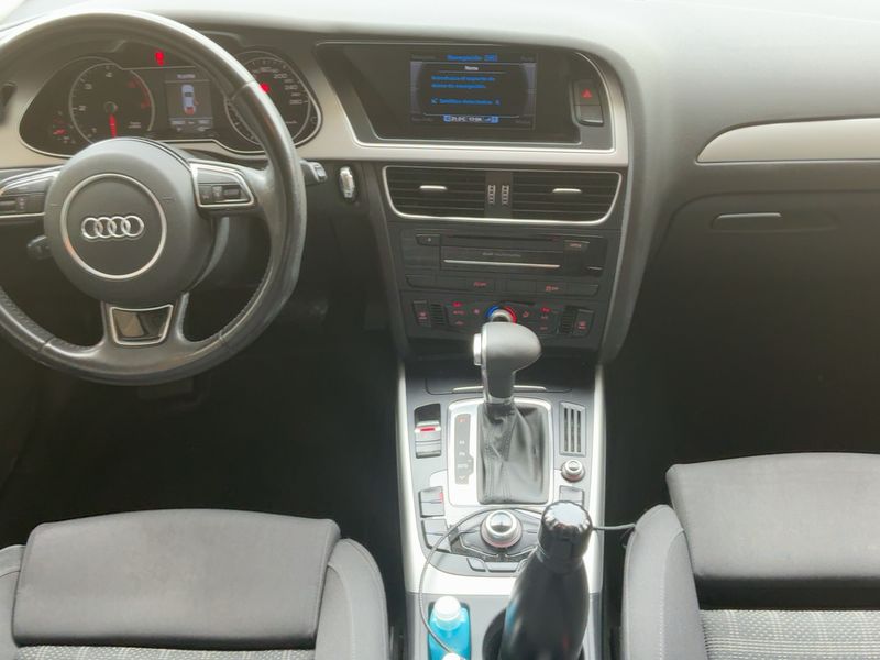 Audi A4 2.0 TDI 2015 – снимка 12